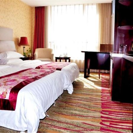 Dalian New Garden Hotel מראה חיצוני תמונה